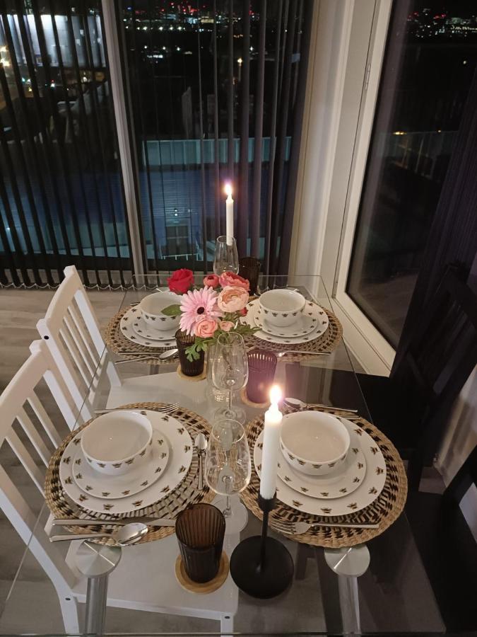 Apartament One West Point , Icon Tower Londyn Zewnętrze zdjęcie