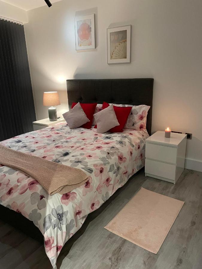 Apartament One West Point , Icon Tower Londyn Zewnętrze zdjęcie