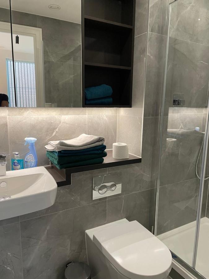Apartament One West Point , Icon Tower Londyn Zewnętrze zdjęcie