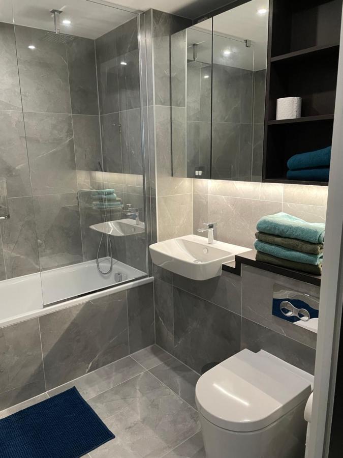 Apartament One West Point , Icon Tower Londyn Zewnętrze zdjęcie