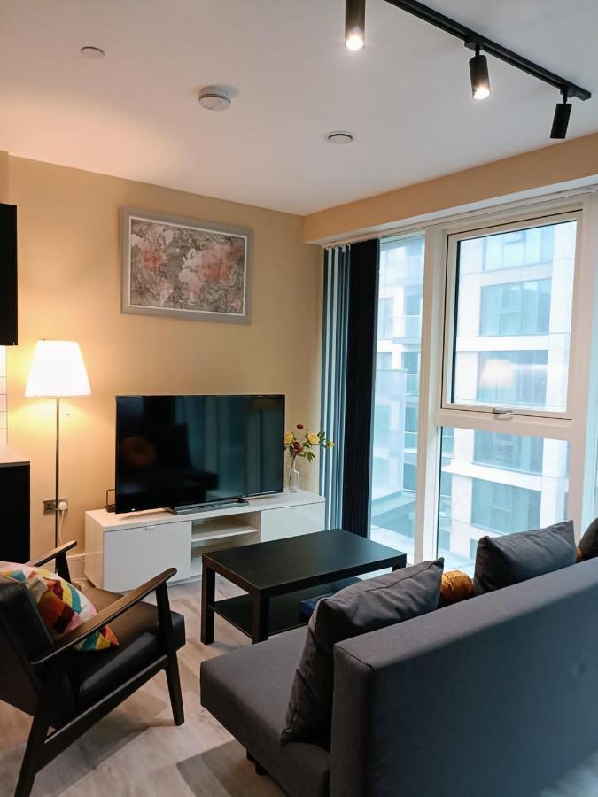 Apartament One West Point , Icon Tower Londyn Zewnętrze zdjęcie