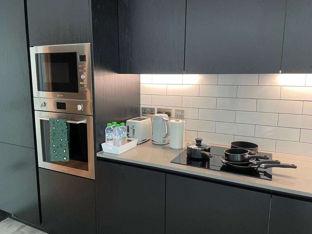 Apartament One West Point , Icon Tower Londyn Zewnętrze zdjęcie