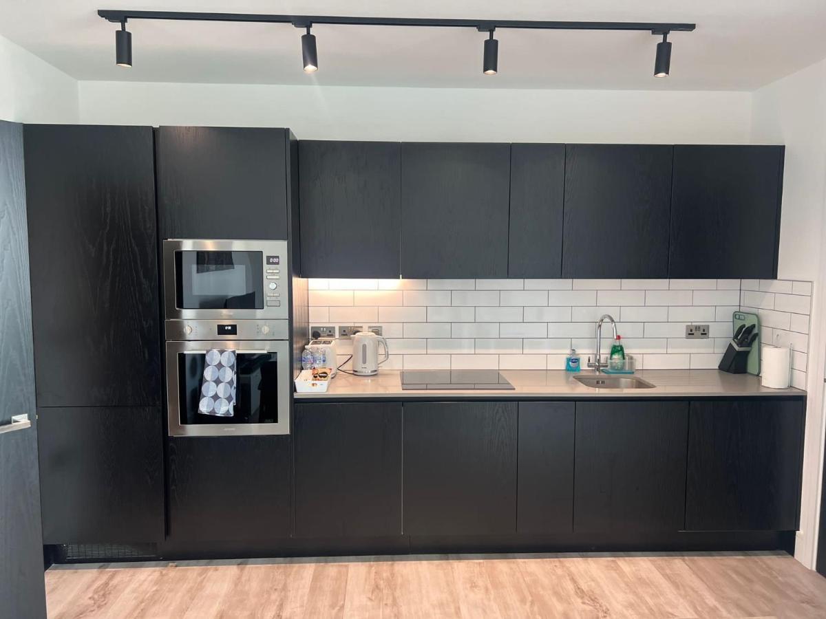 Apartament One West Point , Icon Tower Londyn Zewnętrze zdjęcie