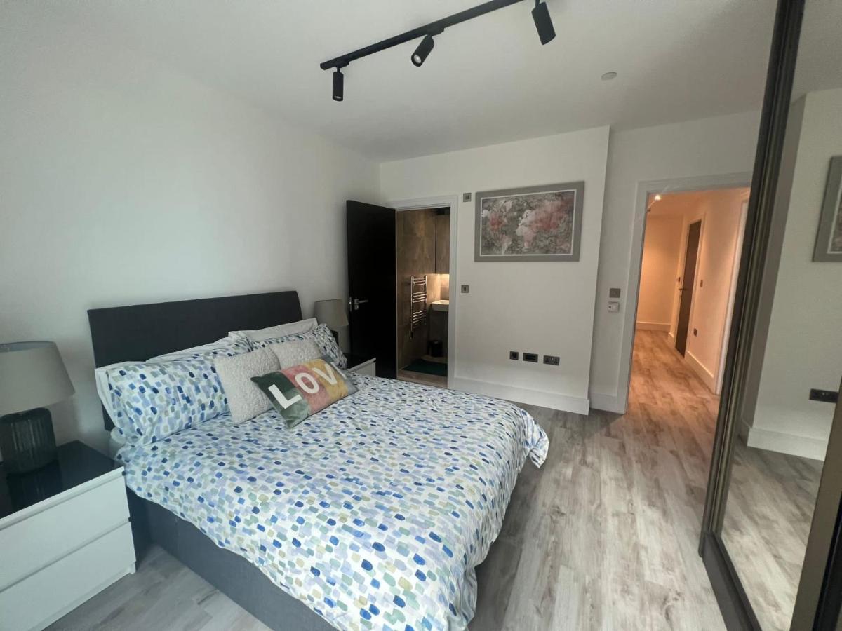 Apartament One West Point , Icon Tower Londyn Zewnętrze zdjęcie