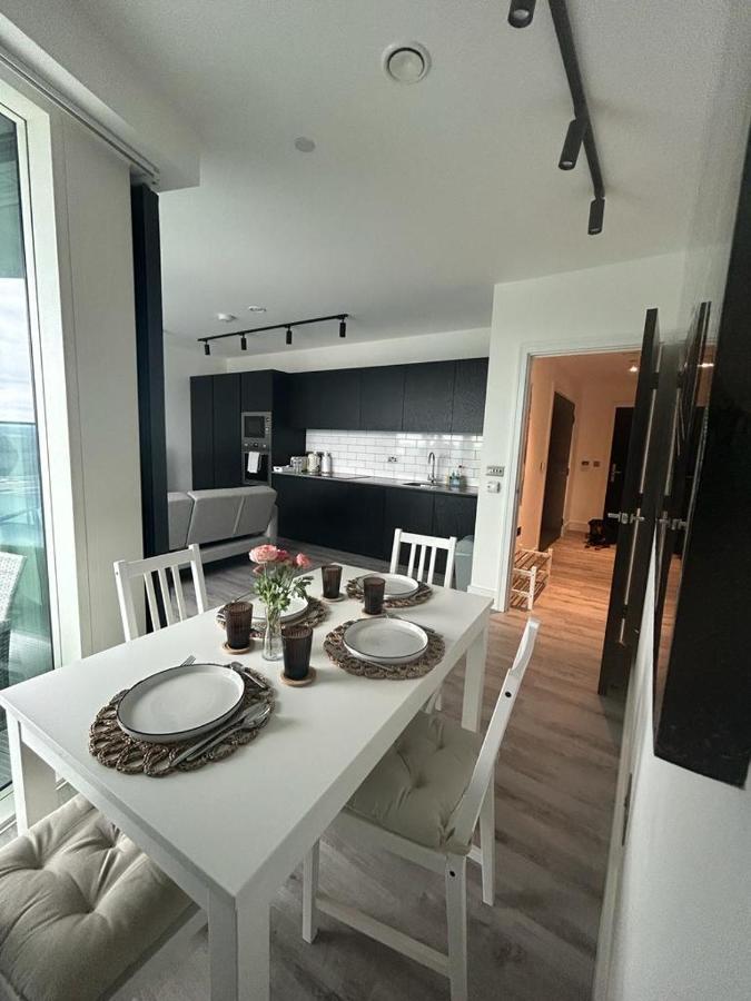 Apartament One West Point , Icon Tower Londyn Zewnętrze zdjęcie